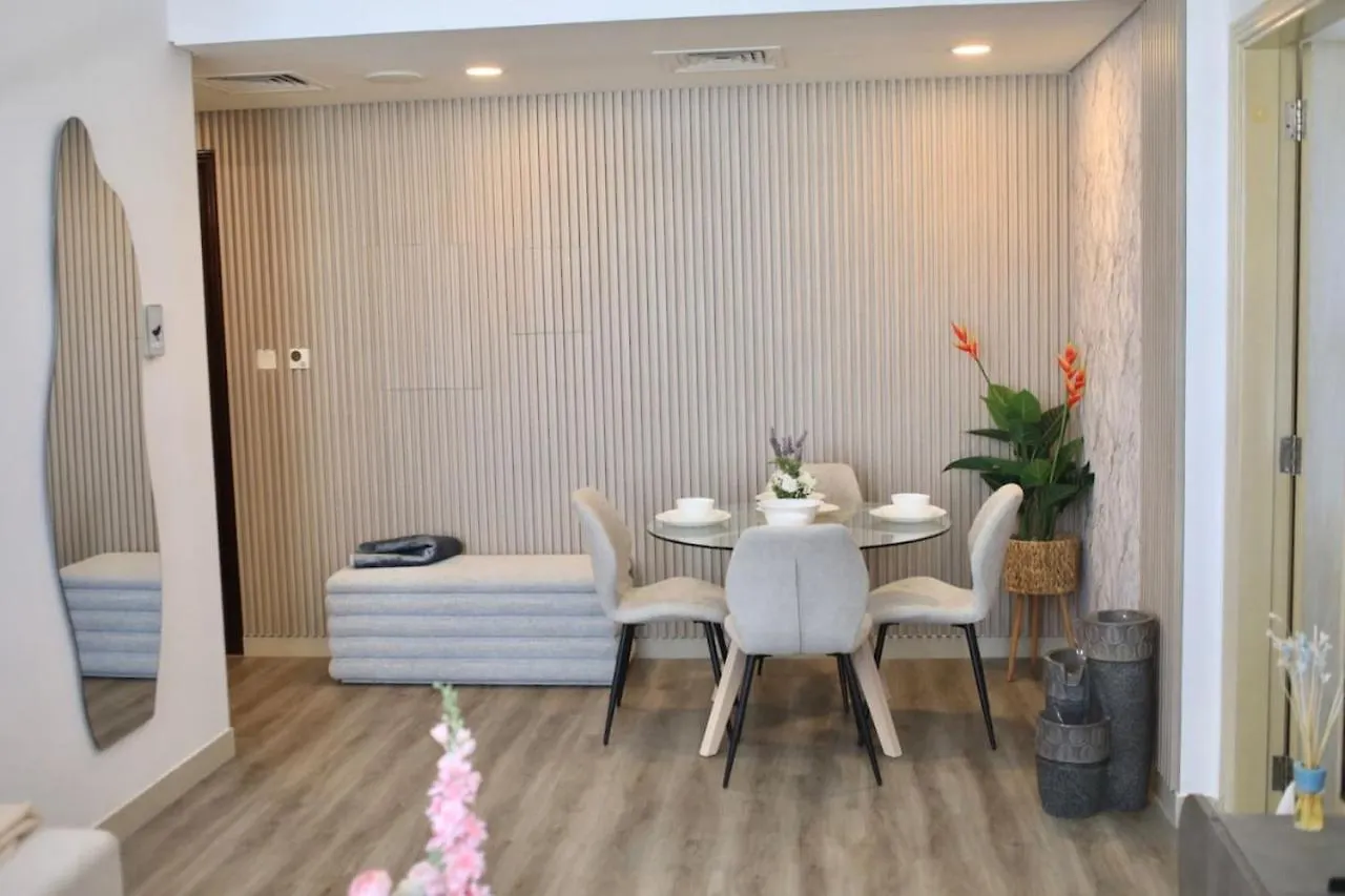 דירות דובאי Sleek 1Br Getaway At Dania 1 With Inviting Balcony By Vibel